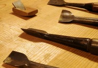 伝統サポーターと体験工房！東京都心で木彫刻師・茶道具作家に学ぶ“木”との交流